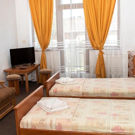 Комплекс Плавис Τριάβνα Εξωτερικό φωτογραφία